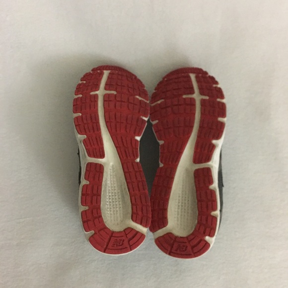 New Balance Sneakers Shoes Men’s 9.5 - Picture 6 of 8